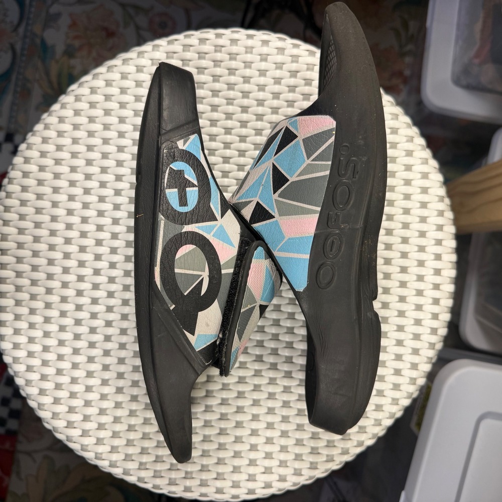 Oofos OOahh Sport Flex Recovery Slides Pink Blue Geometric Adjustable Sandals W9 - Picture 8 of 8